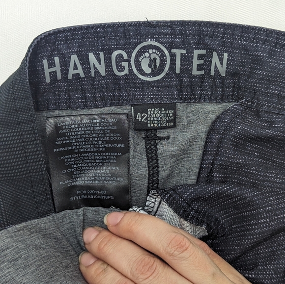 Pair of 2 HangTen Men's XXL Size 42 Gray and Black Zip-Up Hybrid Chino Shorts - Picture 14 of 15